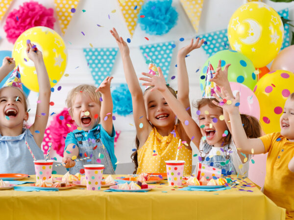 Children's,Birthday.,Happy,Kids,With,Cake,And,Ballons